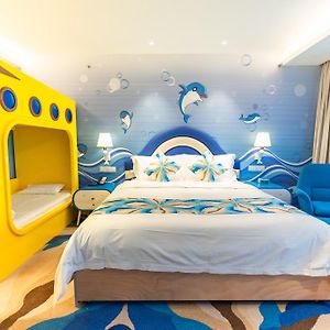 Family Queen Room
